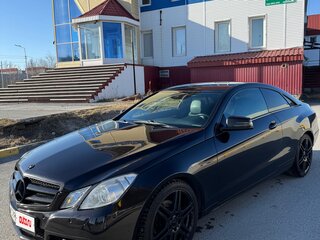 2012 Mercedes-Benz E-Класс 200 7G-Tronic IV (W212, S212, C207), чёрный, 1450000 рублей, вид 2