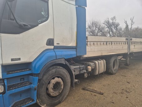 2003 Renault Premium, белый, 2600000 рублей, вид 4