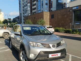 2013 Toyota RAV4 IV (XA40), серебристый, 1948000 рублей, вид 1