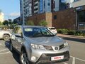 2013 Toyota RAV4 IV (XA40), серебристый, 1948000 рублей