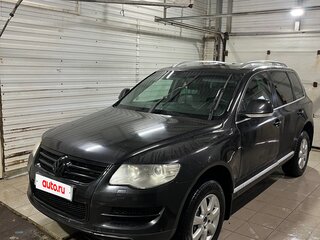2007 Volkswagen Touareg I Рестайлинг, чёрный, 900000 рублей, вид 1