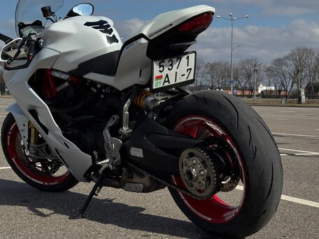 2019 Ducati Supersport, белый, 799000 рублей, вид 3