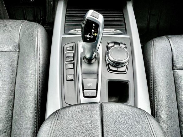 2015 BMW X5 25d III (F15), коричневый, 3950000 рублей - вид 12