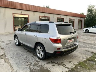 2012 Toyota Highlander II (XU40) Рестайлинг, серебристый, 2500000 рублей, вид 5