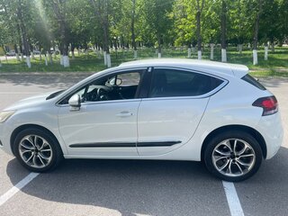 2012 Citroen DS4, белый, 750000 рублей, вид 3
