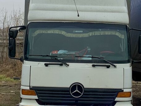 1999 Mercedes-Benz Atego, белый, 2650000 рублей, вид 1