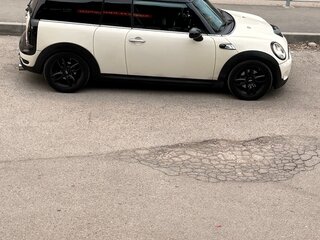 2009 Mini Clubman Cooper S I, белый, 1290000 рублей, вид 4