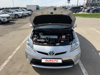 2014 Toyota Prius III Рестайлинг (XW30), серый, 1300000 рублей, вид 4