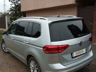2018 Volkswagen Touran II, серебристый, 1795000 рублей, вид 3