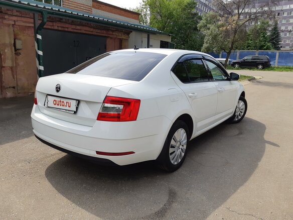 2018 Skoda Octavia III (A7) Рестайлинг, белый - вид 6