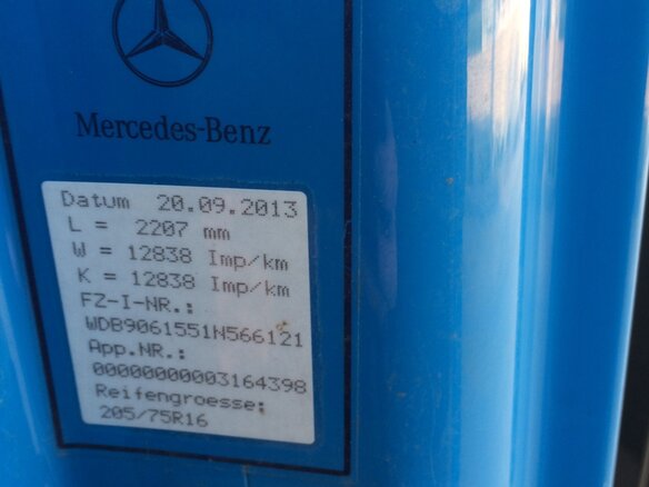 2013 Mercedes-Benz Sprinter, голубой, 5500000 рублей - вид 13