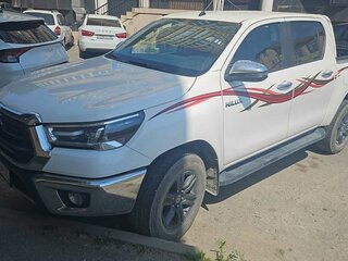 2021 Toyota Hilux VIII Рестайлинг 2, белый, 4700000 рублей, вид 5