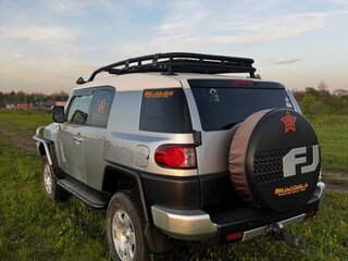 2006 Toyota FJ Cruiser, серый, 2850000 рублей, вид 4