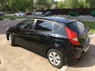 2014 Hyundai Solaris I Рестайлинг, чёрный, 1100000 рублей, вид 5
