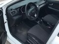 2015 Kia Rio III Рестайлинг, белый, 1000000 рублей - вид 5