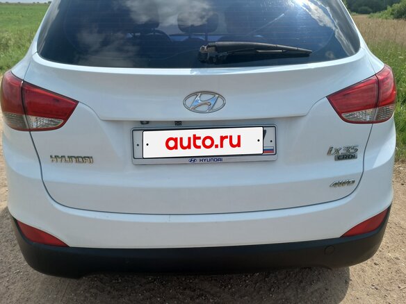 2011 Hyundai ix35 I, белый - вид 2