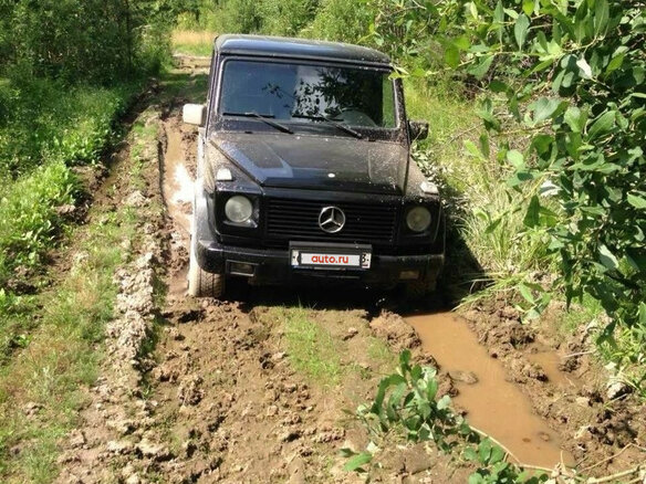 1996 Mercedes-Benz G-Класс 320 II (W463), чёрный - вид 2