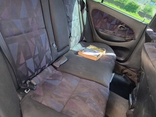 1998 Mitsubishi Carisma I, серебристый, 140000 рублей, вид 5
