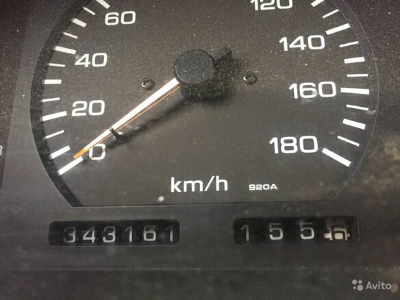 1997 Nissan Patrol IV (Y60), зелёный - вид 4
