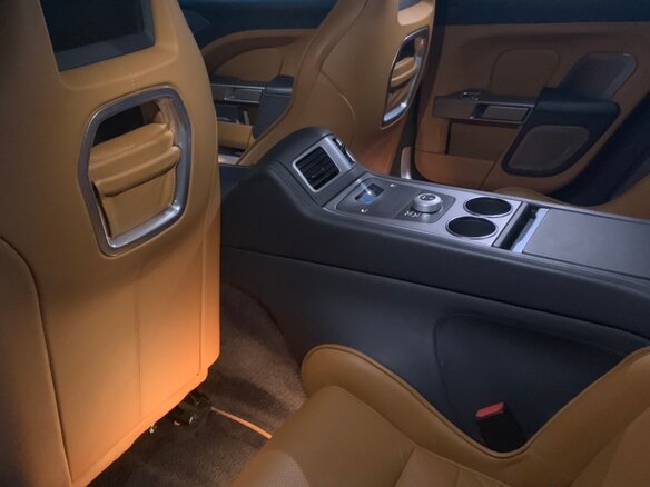 2010 Aston Martin Rapide I, серый - вид 4