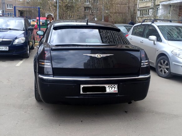 2005 Chrysler 300C I, чёрный - вид 1