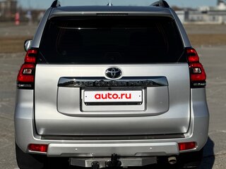 2018 Toyota Land Cruiser Prado 150 Series Рестайлинг 2, серебристый, 4600000 рублей, вид 5