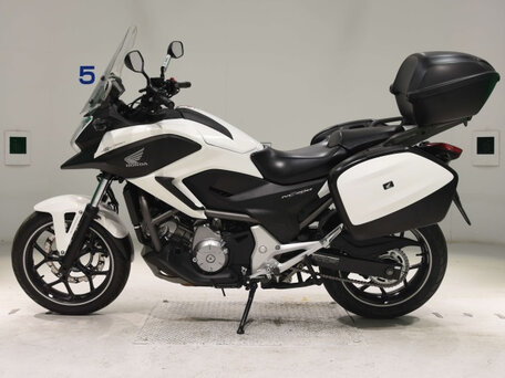 2014 Honda NC 700X, белый, 700000 рублей, вид 2