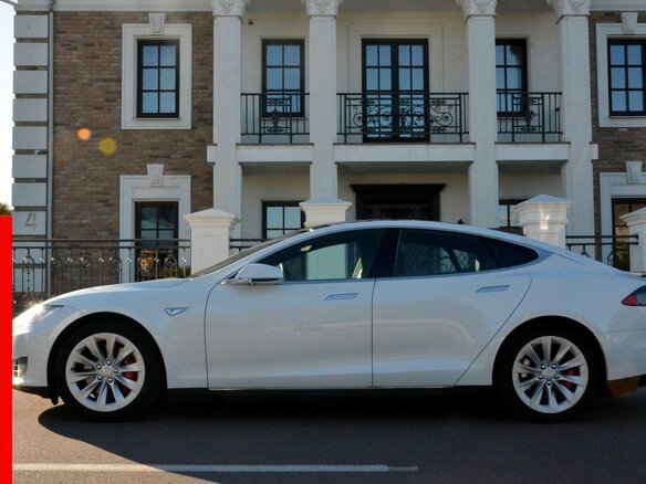 2015 Tesla Model S P85D I, белый - вид 2