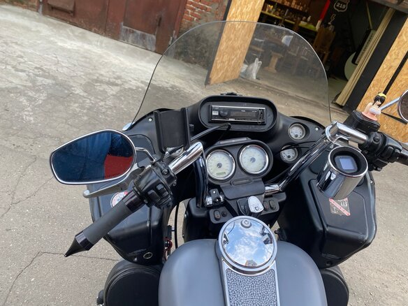 2005 Harley-Davidson Road Glide, серый, 820000 рублей - вид 3