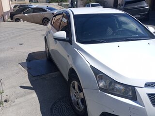 2012 Chevrolet Cruze I, белый, 530000 рублей, вид 1