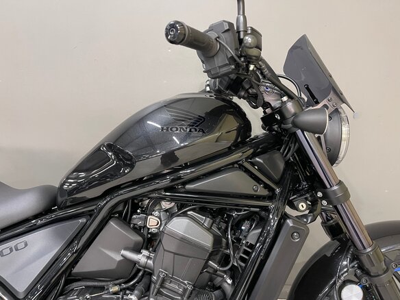 2022 Honda CMX 1100 Rebel, серый, 950000 рублей - вид 14
