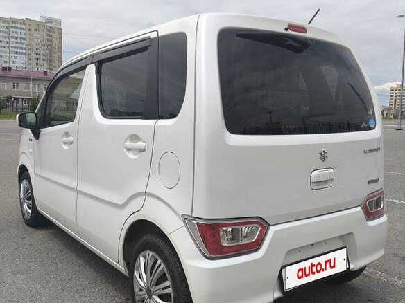 2018 Suzuki Wagon R VI, белый, 910000 рублей - вид 2
