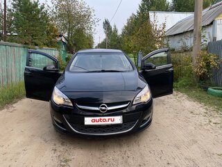 2014 Opel Astra J Рестайлинг, чёрный, 850000 рублей, вид 2