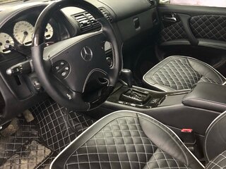 2002 Mercedes-Benz M-Класс 320 I (W163) Рестайлинг, белый, 990000 рублей, вид 1