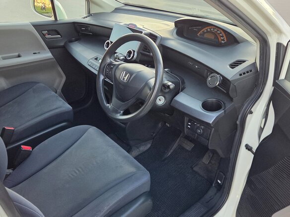 2009 Honda Freed I, белый - вид 7