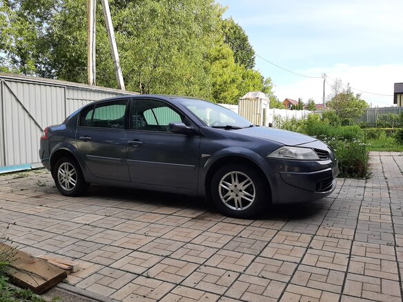 2007 Renault Megane II Рестайлинг, серый, 400000 рублей