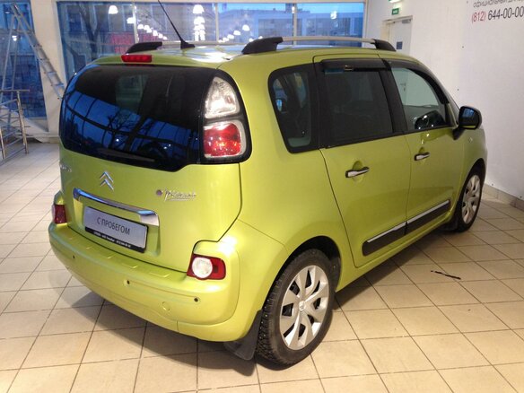 2012 Citroen C3 Picasso I, зелёный - вид 3