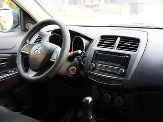 2014 Mitsubishi ASX I Рестайлинг, чёрный, 1090000 рублей, вид 5