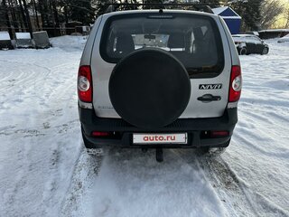 2014 Chevrolet Niva I Рестайлинг, серебристый, 500000 рублей, вид 4