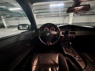 2004 BMW 5 серии 525i V (E60/E61), серебристый, 735000 рублей, вид 5