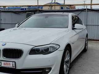 2012 BMW 5 серии 520i VI (F10/F11/F07), белый, 1680000 рублей, вид 3