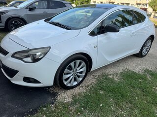 2013 Opel Astra GTC J Рестайлинг, белый, 1140000 рублей, вид 2