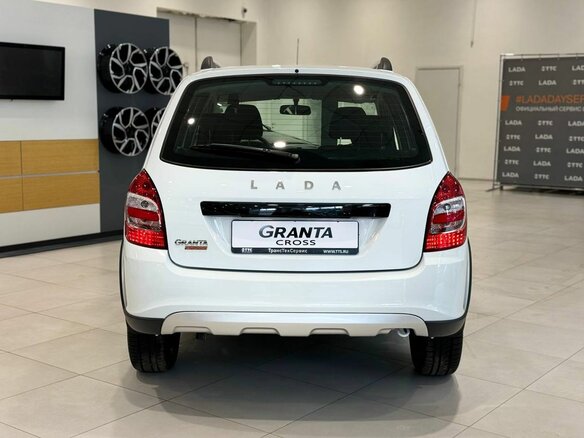 2026 Lada (ВАЗ) Granta Cross I Рестайлинг, белый - вид 3
