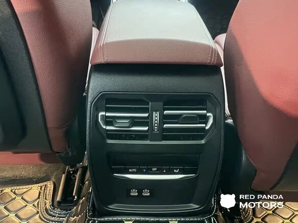 2023 BMW 3 серии Long 320Li VII (G2x) Рестайлинг, чёрный, 3245500 рублей - вид 19
