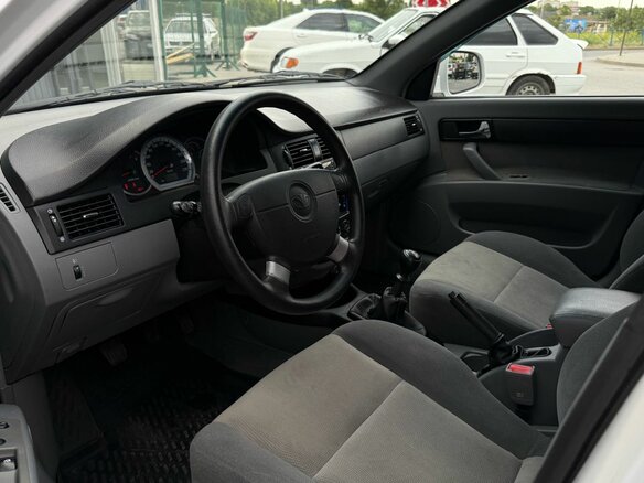 2014 Daewoo Gentra II, белый, 740000 рублей - вид 10