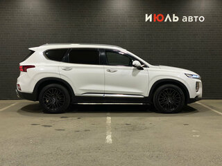 2019 Hyundai Santa Fe IV, белый, 3230000 рублей, вид 4
