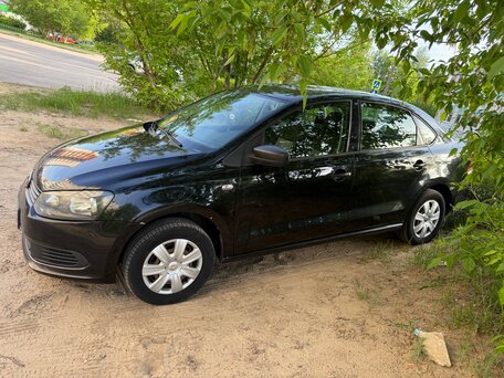 2011 Volkswagen Polo V, чёрный, 625000 рублей, вид 4