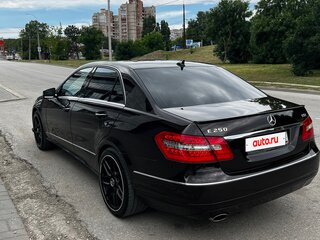 2009 Mercedes-Benz E-Класс 250 5G-Tronic IV (W212, S212, C207), коричневый, 1400000 рублей, вид 4