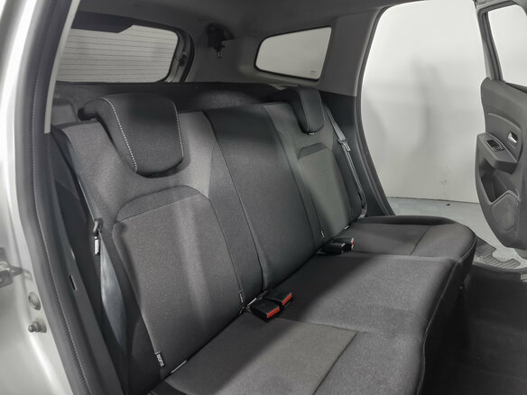 2021 Renault Duster II, серебристый - вид 11