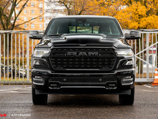 2026 Ram 1500 Crew Cab V Рестайлинг, чёрный, 10190000 рублей, вид 4